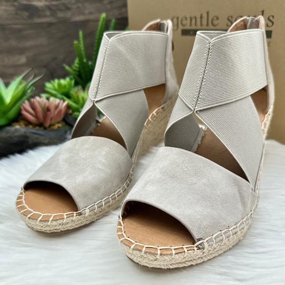 NIB Gentle Souls by Kenneth Cole Colleen X Elastic Espadrille Suede Wedge Sandal - Picture 3 of 14